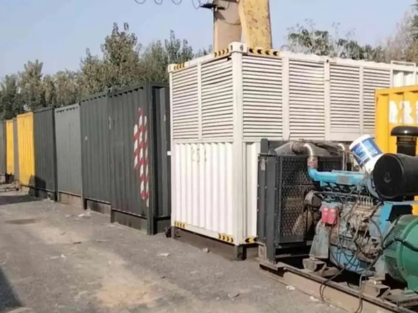 辉南200KW柴油发电机机组每小时油耗是多少？